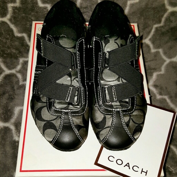 Coach Kyla Women's Signature Monogram Tennis shoes - Picture 5 of 6